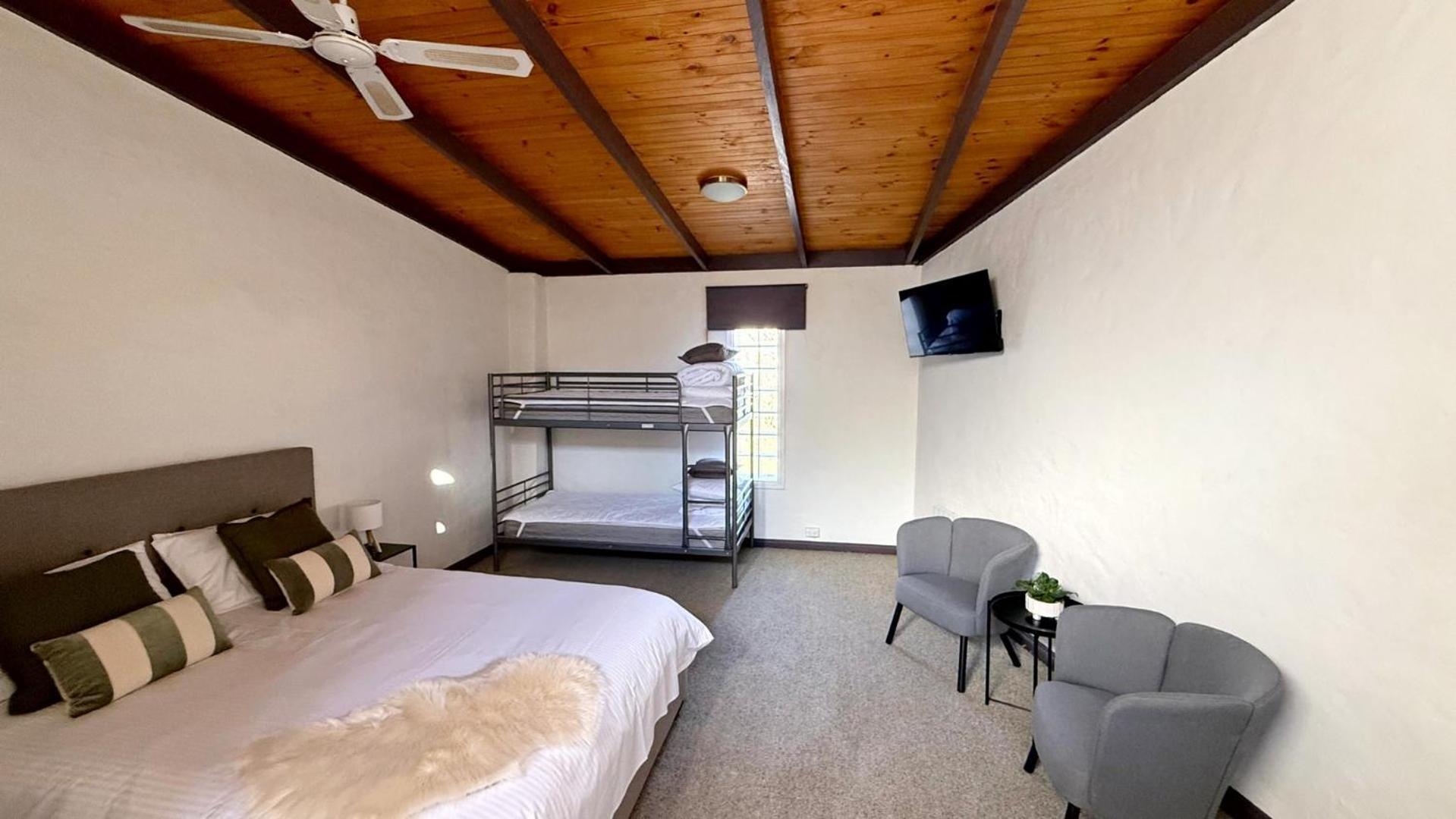 Colonial Bank Motel Omeo Dış mekan fotoğraf
