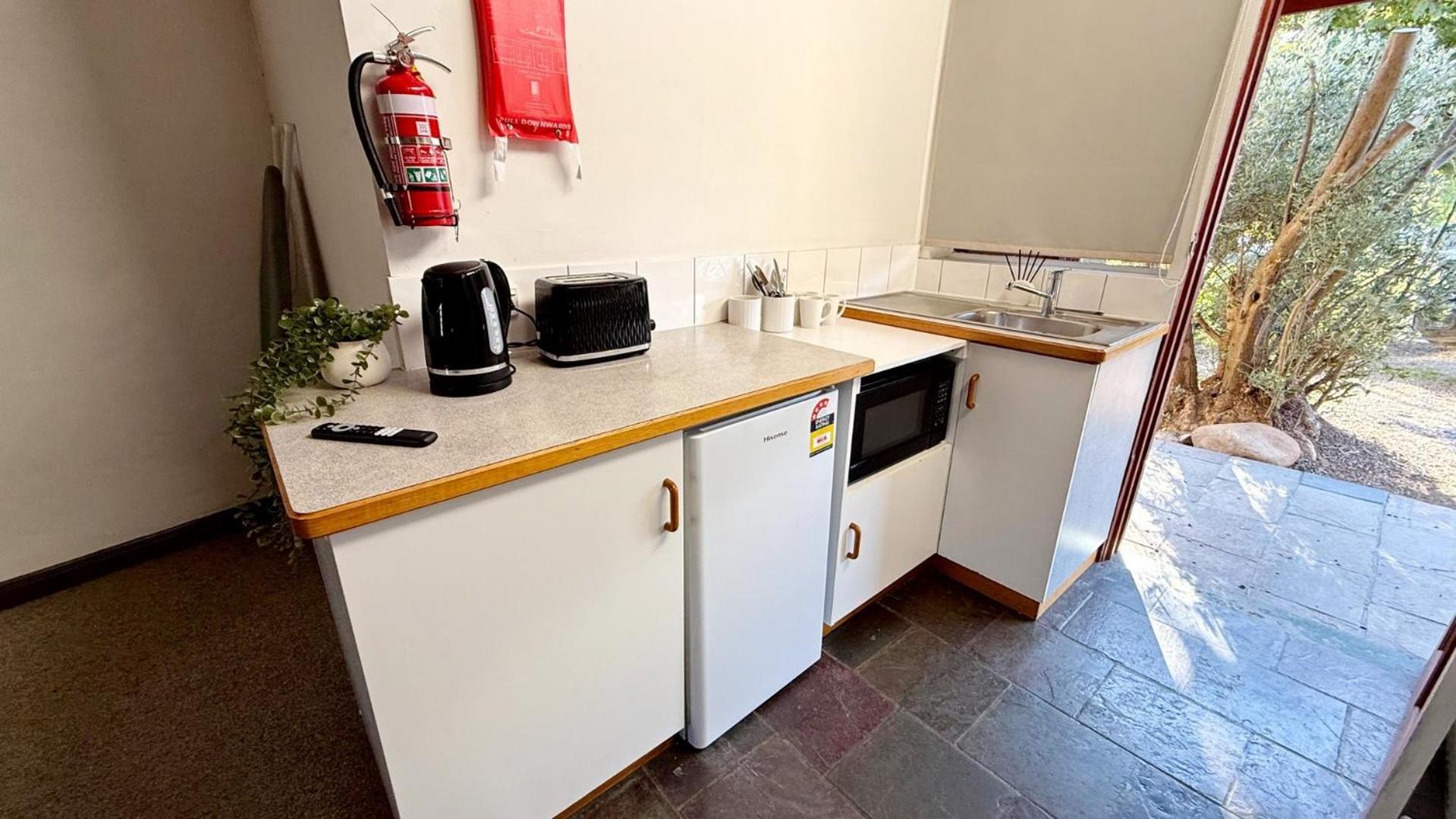 Colonial Bank Motel Omeo Dış mekan fotoğraf